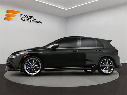 Used 2024 Volkswagen Golf R image 41