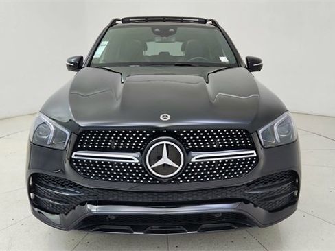 Used 2023 Mercedes-Benz GLE 450 4MATIC w/ AMG Line Exterior image 2