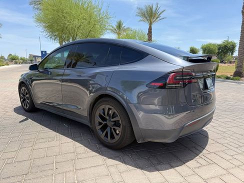 Used 2022 Tesla Model X AWD/4WD image 8