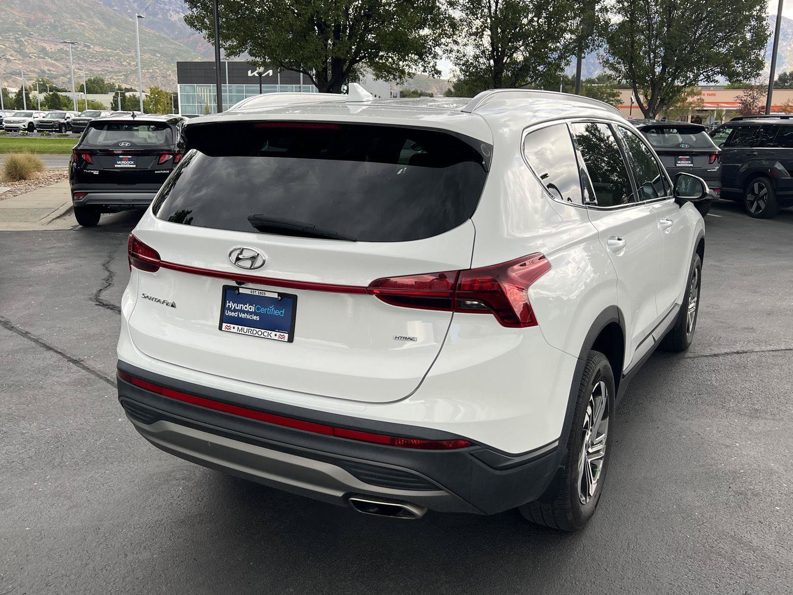 Certified 2023 Hyundai Santa Fe SEL w/ Cargo Package AWD/4WD image 16