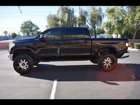 Used 2015 Toyota Tundra SR5 w/ TRD Off Road Package image 4