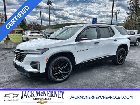 Certified 2023 Chevrolet Traverse Premier w/ Redline Edition AWD/4WD image 1
