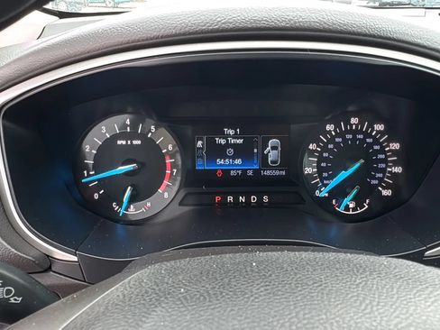 Used 2014 Ford Fusion SE FWD image 17