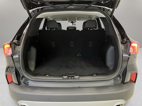 Used 2022 Ford Escape SEL image 13