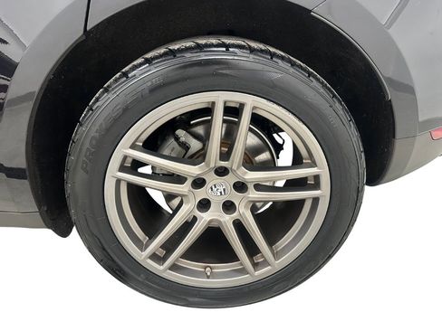 Used 2019 Porsche Macan S image 9