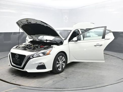 Used 2021 Nissan Altima 2.5 S FWD image 52
