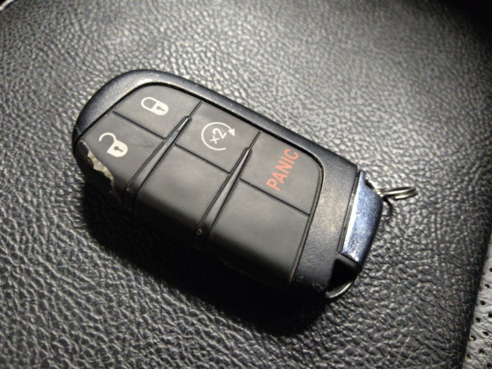 Used 2022 Jeep Compass Latitude w/ Sun and Sound Group AWD/4WD image 32
