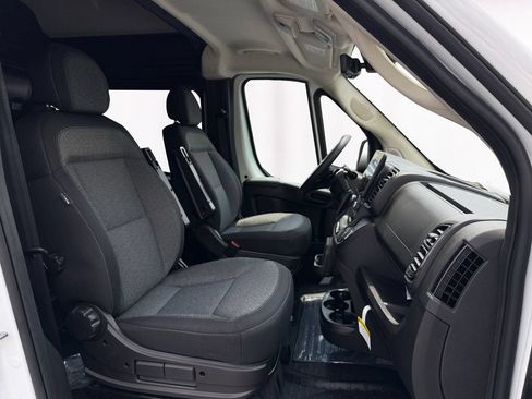 New 2026 RAM ProMaster 3500 w/ Crew Van Package FWD image 15