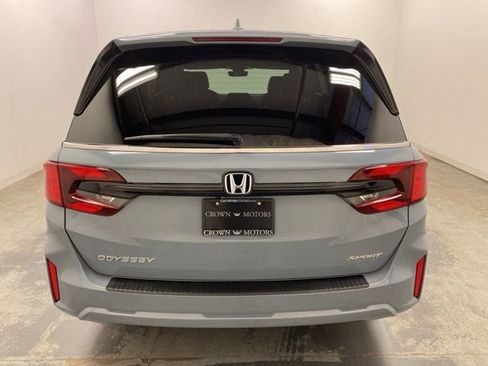 Certified 2025 Honda Odyssey Sport-L image 5