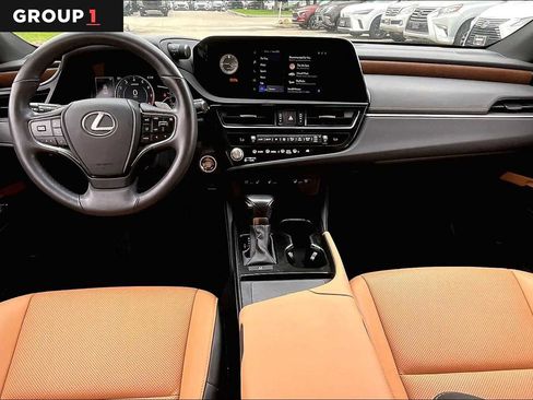 Used 2023 Lexus ES 350 w/ Premium Package FWD image 13