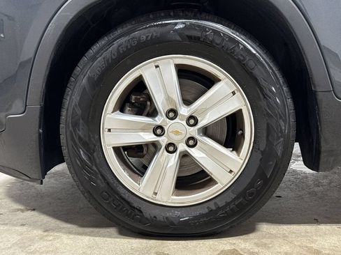 Used 2021 Chevrolet Trax LT FWD image 26