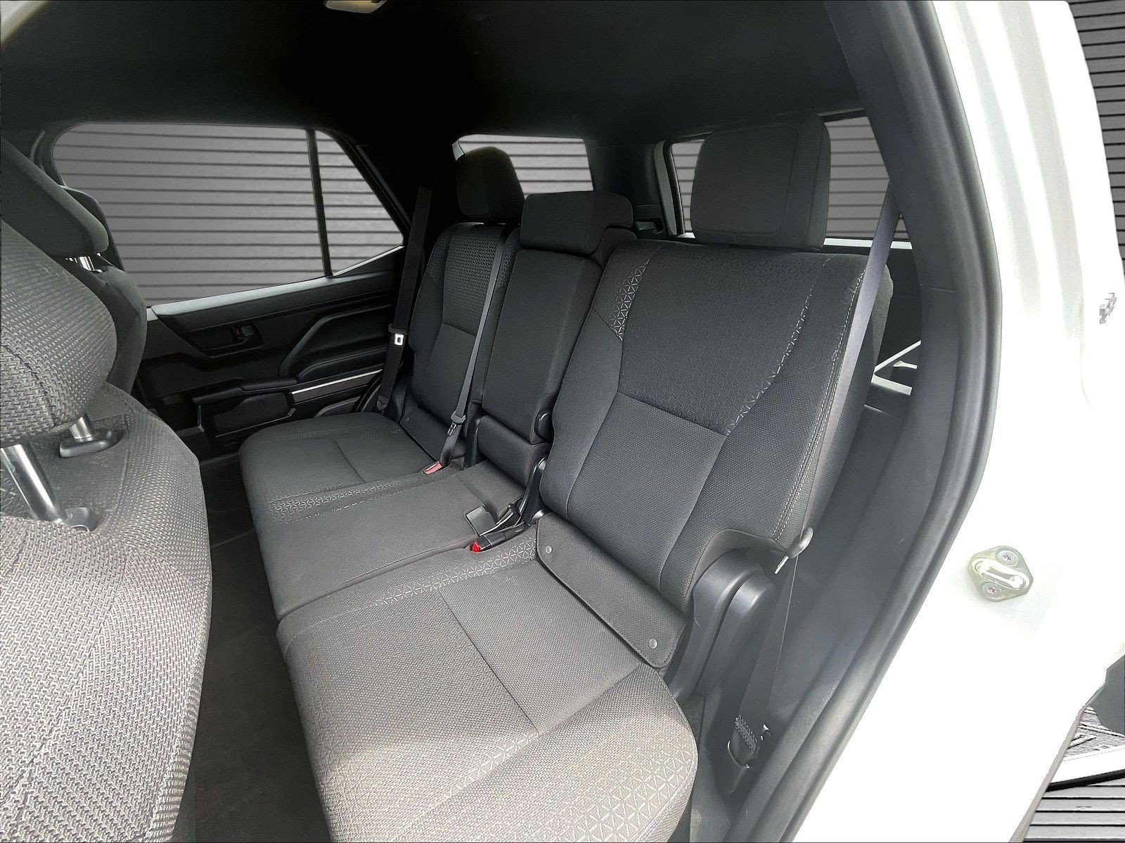 Used 2025 Toyota 4Runner SR5 AWD/4WD image 20