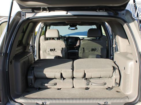 Used 2005 Cadillac Escalade AWD image 25