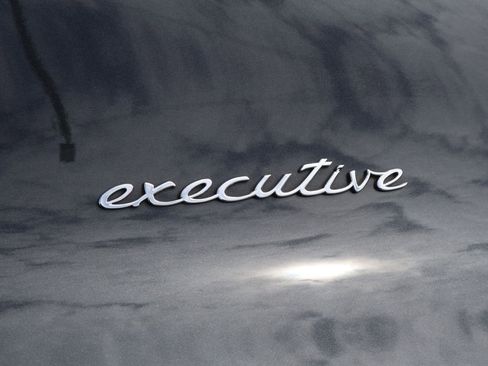 Used 2018 Porsche Panamera 4S Executive AWD/4WD image 6