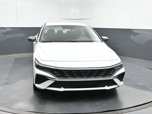 New 2026 Hyundai Elantra Sport FWD image 8