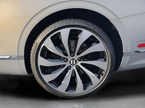 New 2024 Bentley Continental GT V8 AWD/4WD image 24