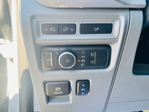 Used 2022 Ford F150 XLT w/ Equipment Group 302A High image 21