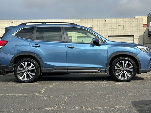 Used 2021 Subaru Forester Limited image 3