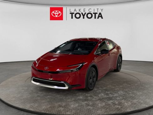 New 2026 Toyota Prius Plug-In Hybrid FWD image 1