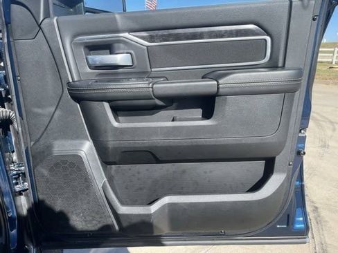 Used 2024 RAM 2500 Big Horn w/ Bed Utility Group image 37