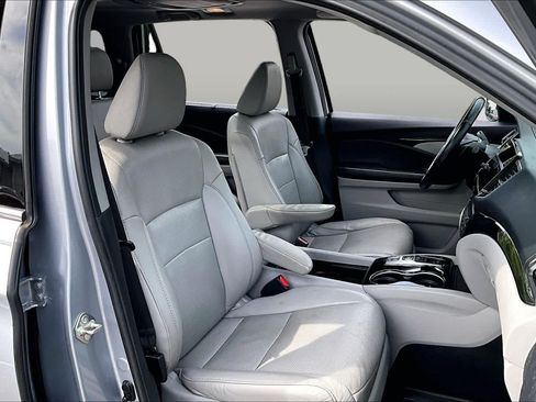 Used 2020 Honda Pilot Elite image 8