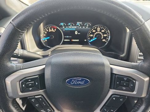 Used 2016 Ford F150 Platinum w/ Equipment Group 701A Luxury image 22