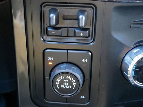 Certified 2022 Ford F150 XLT w/ Equipment Group 302A High image 24