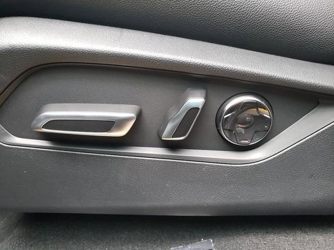 New 2026 Acura MDX SH-AWD image 7