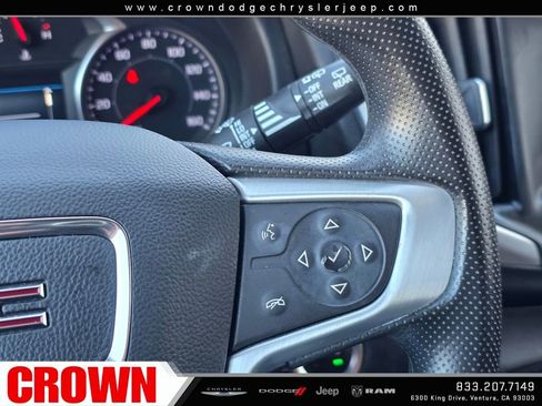 Used 2024 GMC Terrain SLE image 32