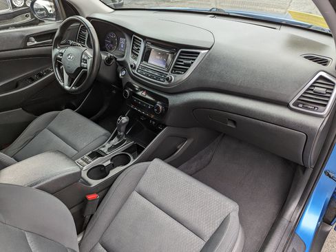 Used 2017 Hyundai Tucson Sport image 32