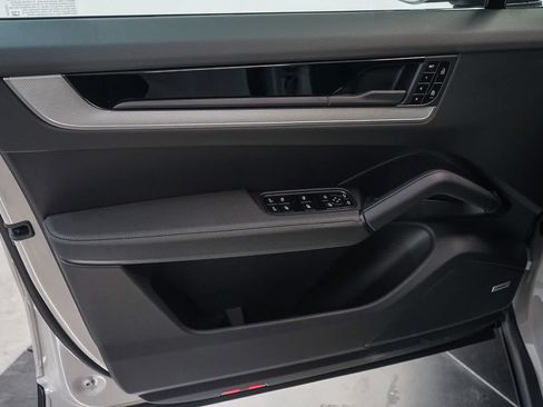 New 2026 Porsche Cayenne S AWD/4WD image 27