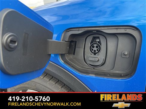 New 2026 Chevrolet Equinox EV LT image 7