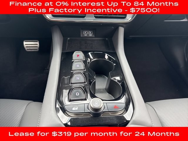 New 2025 VinFast VF 8 Plus AWD/4WD image 23