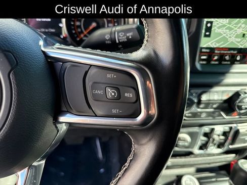 Used 2022 Jeep Wrangler Unlimited Sahara w/ Cold Weather Group AWD/4WD image 19