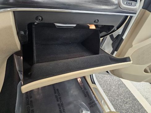 Used 2019 Jeep Grand Cherokee Limited image 21