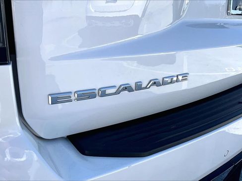 Used 2023 Cadillac Escalade ESV Premium Luxury Platinum w/ LPO, Radiant Package image 31