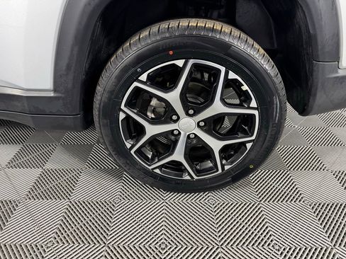 Used 2024 Jeep Compass Limited image 31