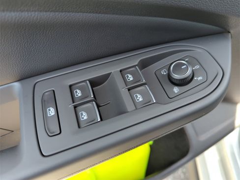 New 2026 Volkswagen GTI SE image 25