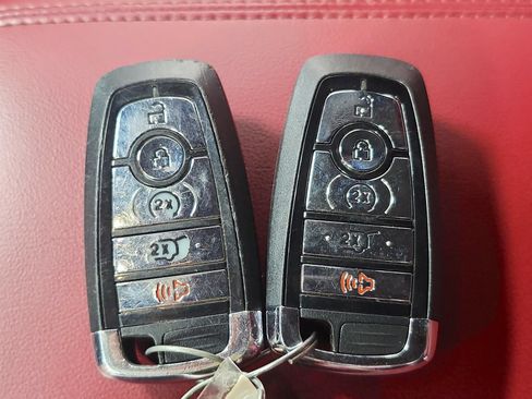 Used 2023 Lincoln Corsair Reserve w/ Equipment Group 201A FWD image 40