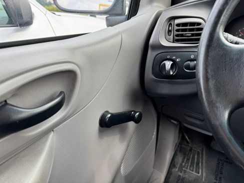 Used 2000 Ford F150 2WD Regular Cab image 18