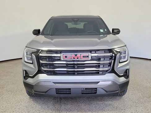 Used 2026 GMC Terrain Elevation FWD image 3