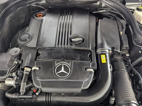 Used 2014 Mercedes-Benz C 250 Sedan image 10