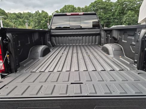 New 2026 GMC Sierra 2500 SLE w/ SLE Value Package; AWD/4WD image 22
