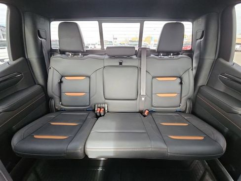 Used 2024 GMC Sierra 1500 AT4 w/ Technology Package image 24
