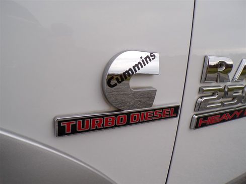 Used 2017 RAM 2500 Laramie image 15