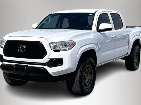 Used 2023 Toyota Tacoma SR image 2