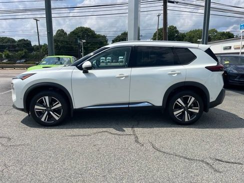 Used 2023 Nissan Rogue SL w/ SL Premium Package AWD/4WD image 6