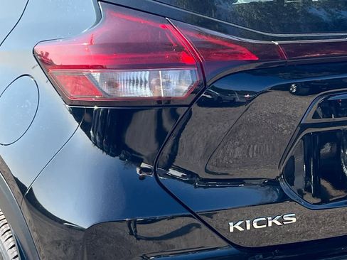 Used 2024 Nissan Kicks S image 34
