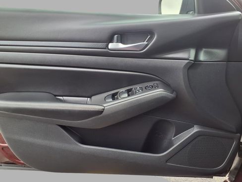 Certified 2024 Nissan Altima 2.5 SV image 18