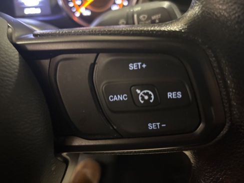 Used 2022 Jeep Gladiator Sport w/ Trailer Tow Package image 19